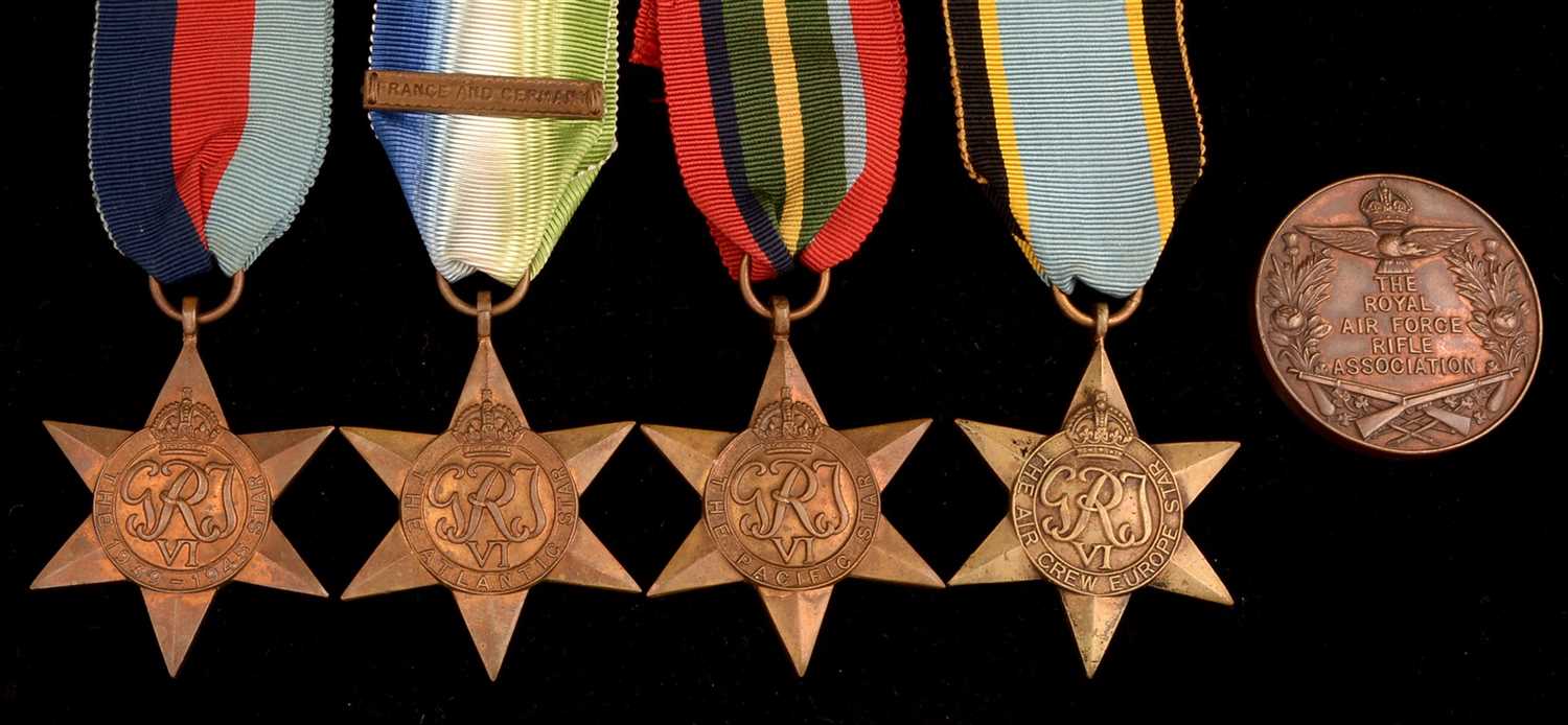 Lot 1697 - Second World War medals