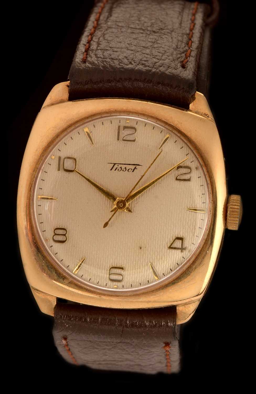 Lot 40 - Tissot gold wristwatch