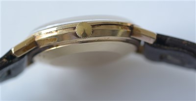 Lot 41 - Omega Automatic De Ville: A Gentleman's 9ct gold cased wristwatch