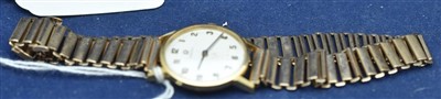 Lot 733 - 9ct Omega watch