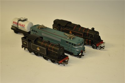 Lot 167 - Three Hornby locomotives