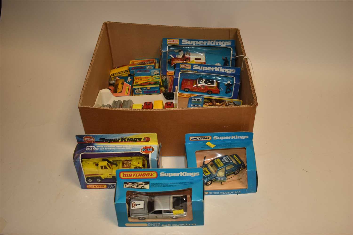 Lot 195 - Matchbox toys
