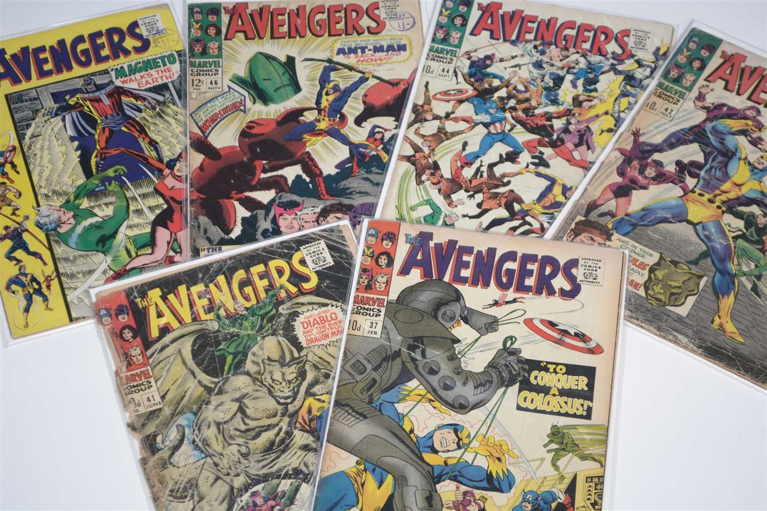 Lot 1041 - The Avengers Comics