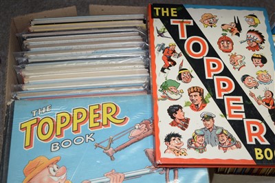 Lot 900 - The Topper Annual