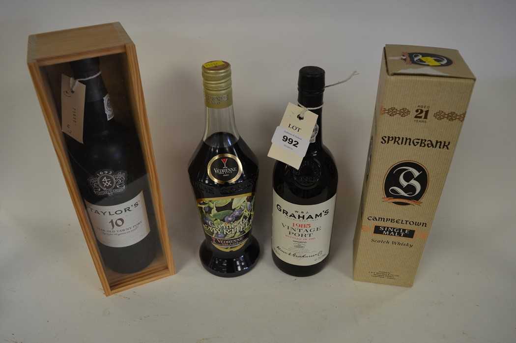 Lot 992 - Whisky and port