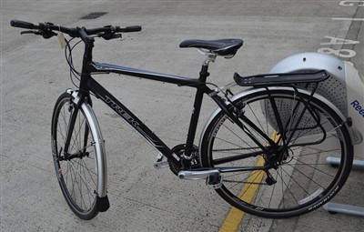Lot 1108 - Trek Hybrid bicycle