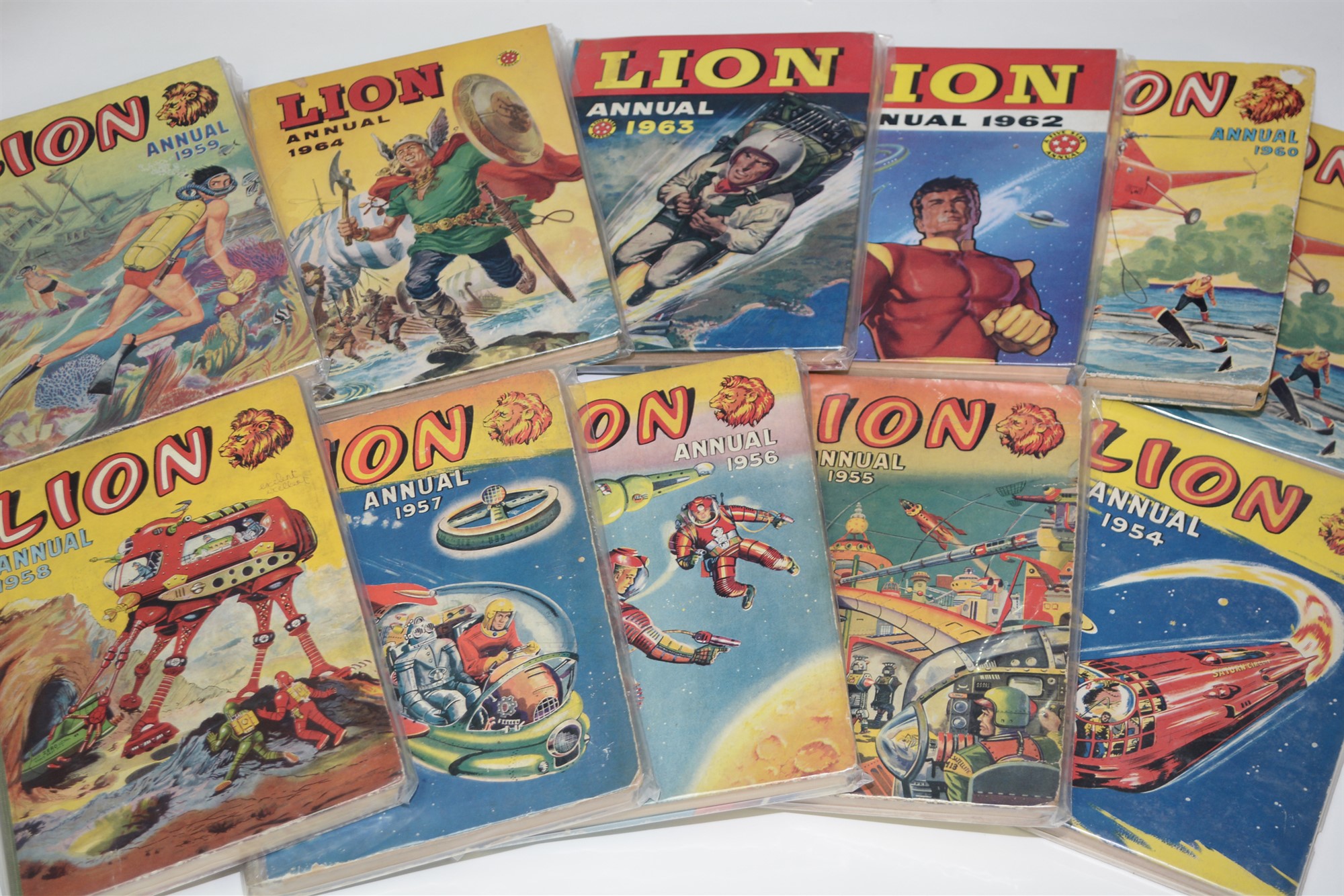 Lot 920 A Collection Of Lion Annuals