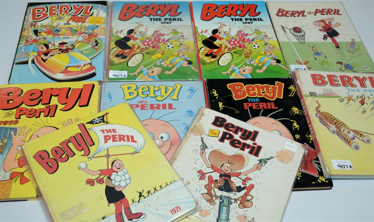 Lot 907 - Beryl The Peril Annuals