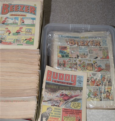 Lot 1175 - Beezer comics