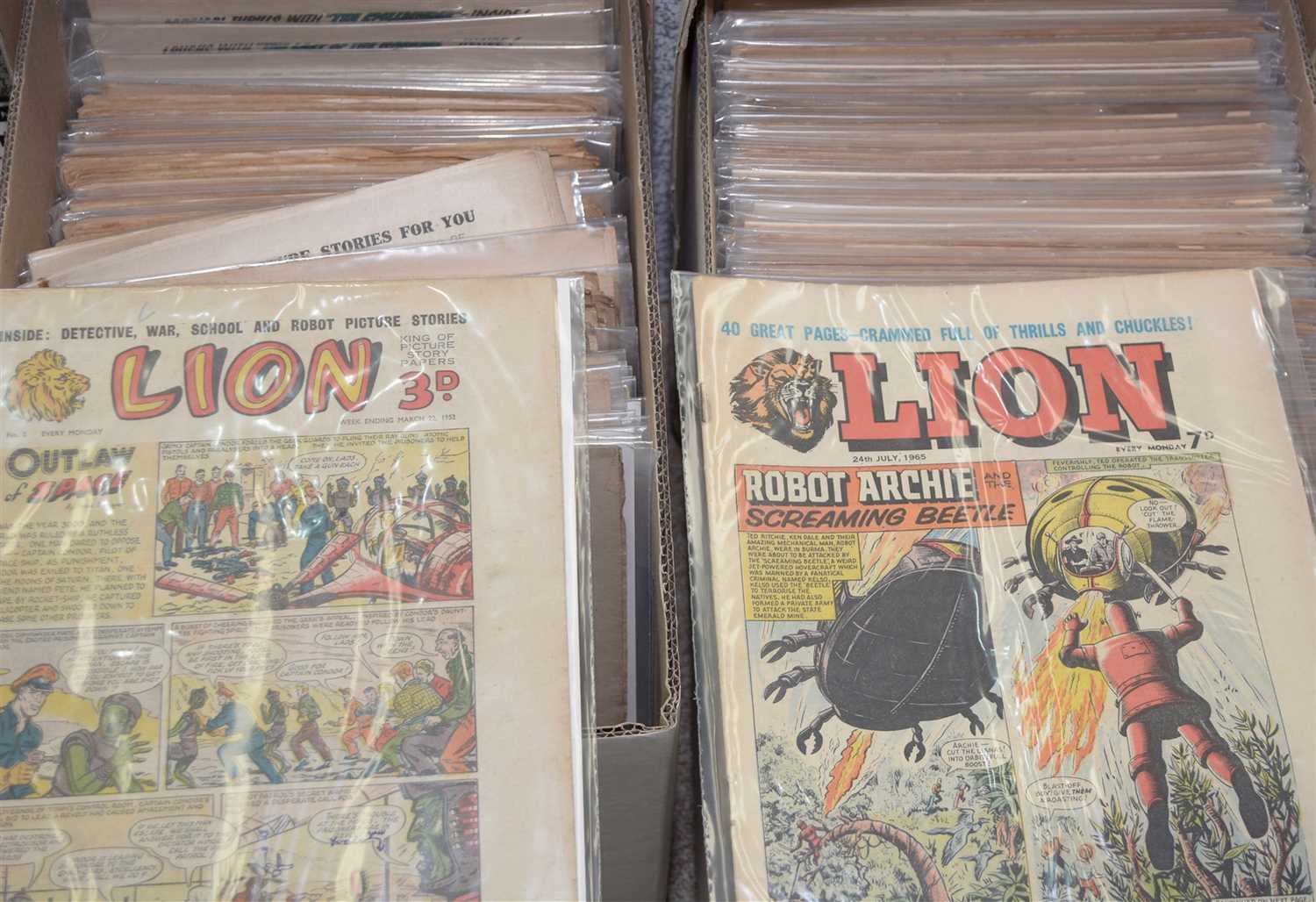 Lot 1185 - A large collection of Lion comics