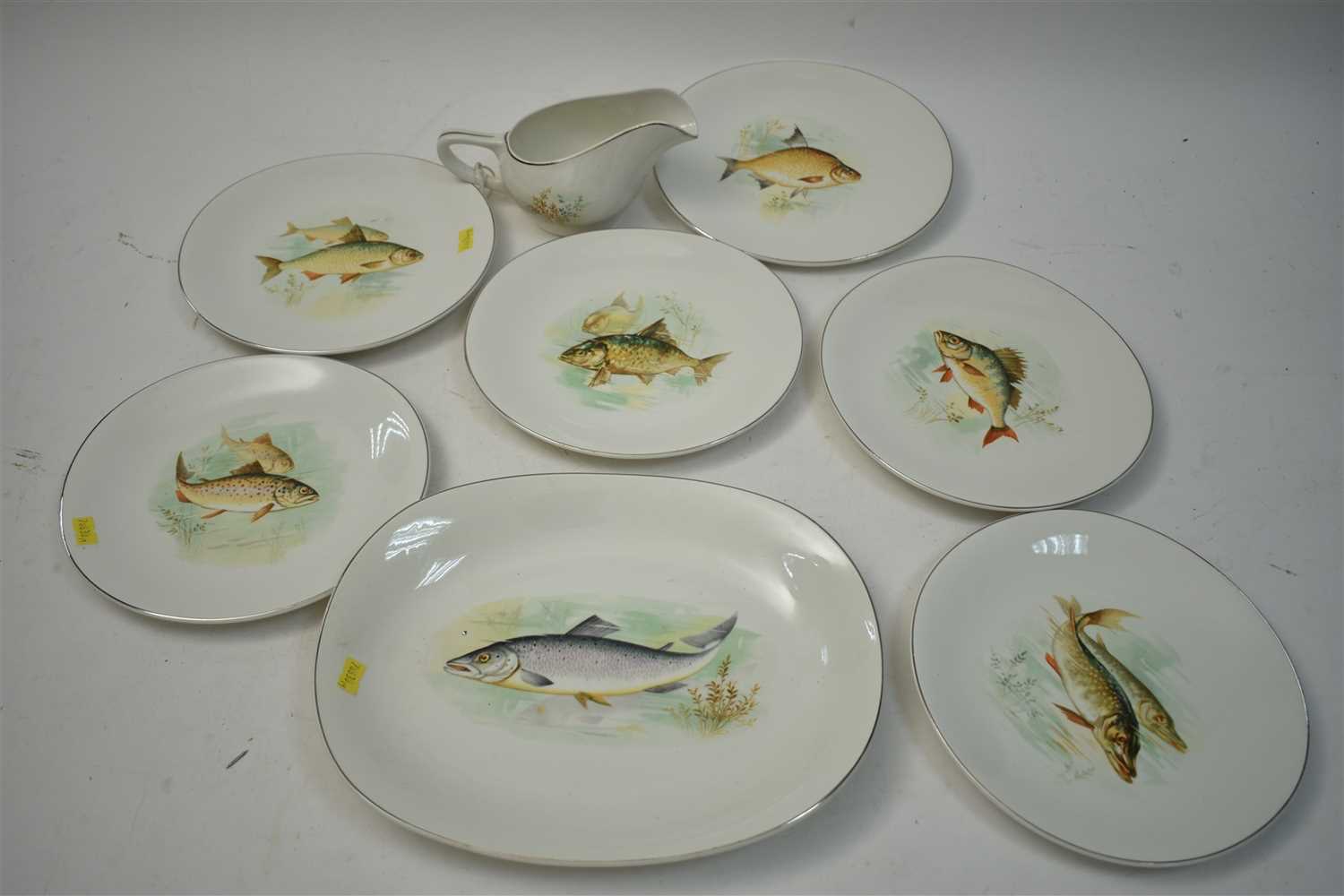 Lot 231 - Wedgwood fish plates