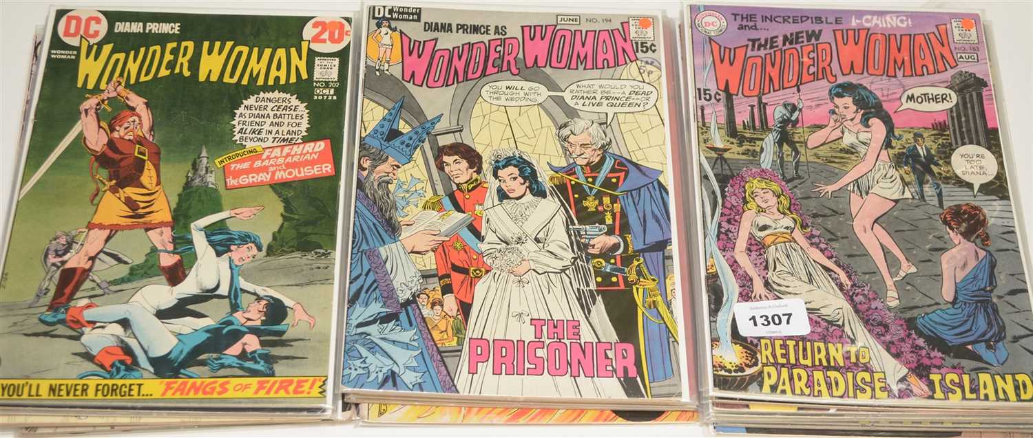 Lot 1307 - Wonder Woman Comics