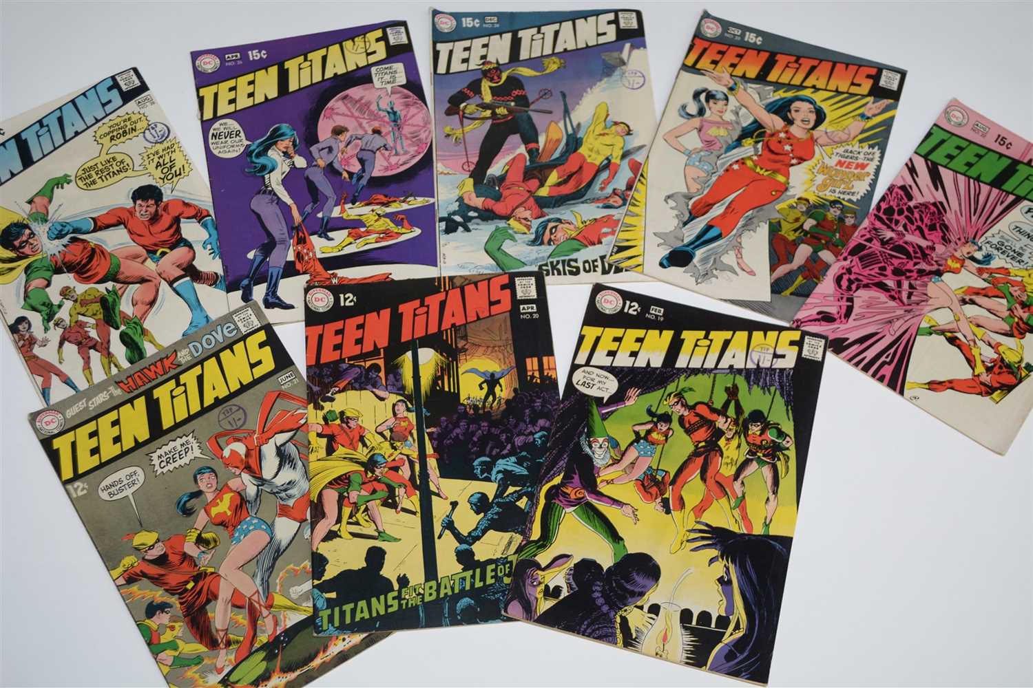 Lot 1430 - Teen Titans Comics