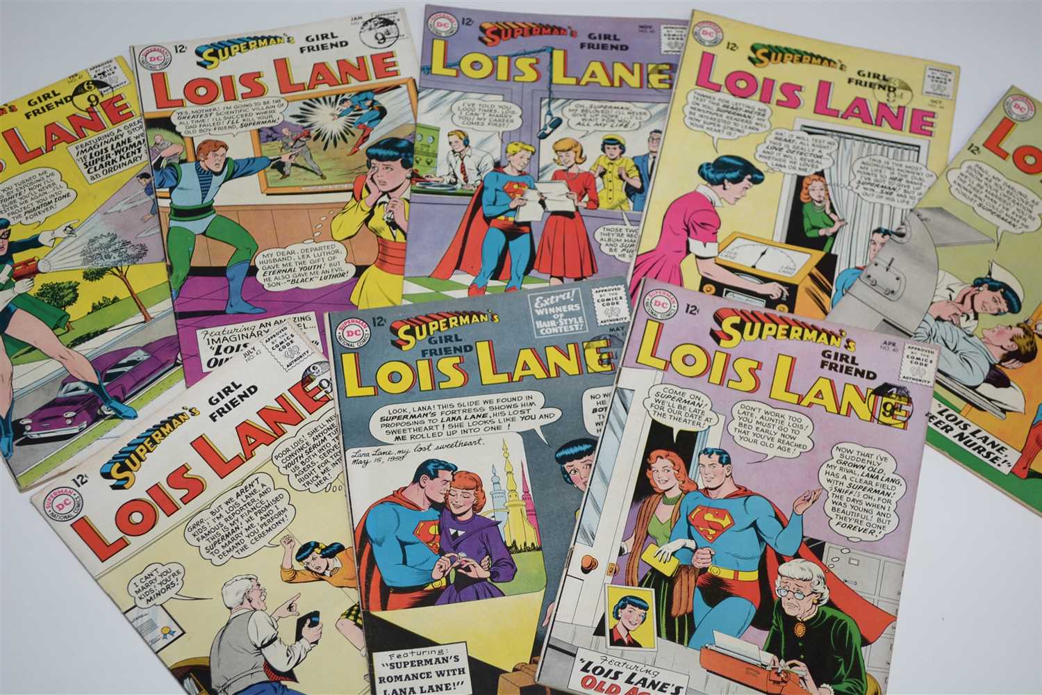 Lot 1473 - Lois Lane Comics
