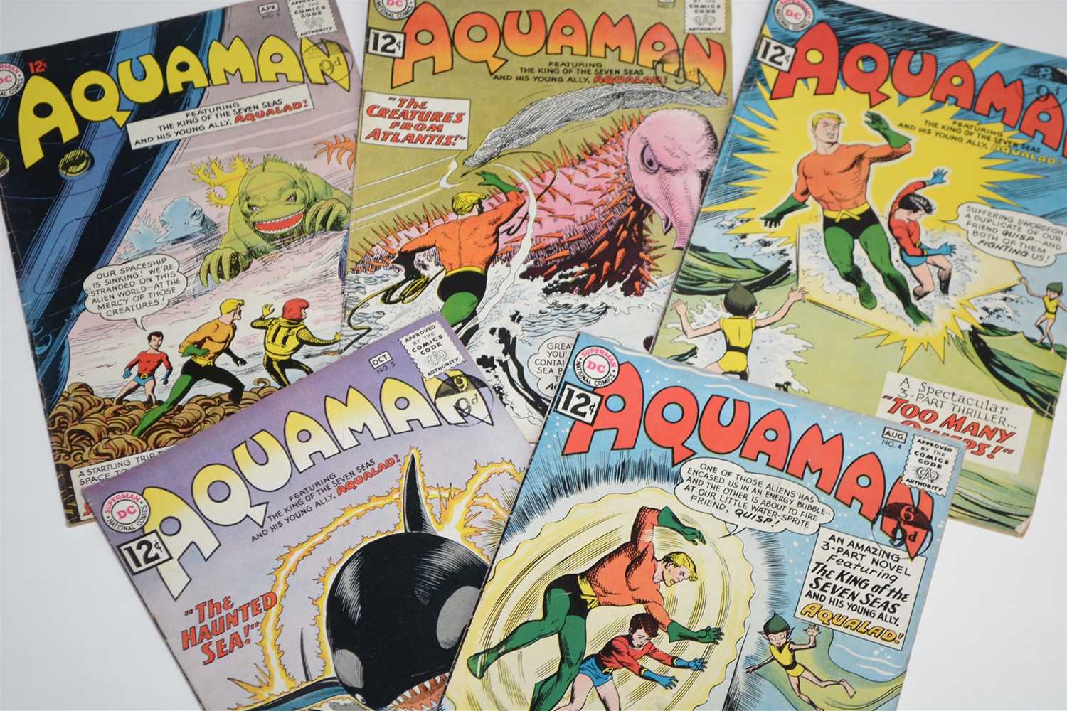Lot 1489 - Aquaman Comics
