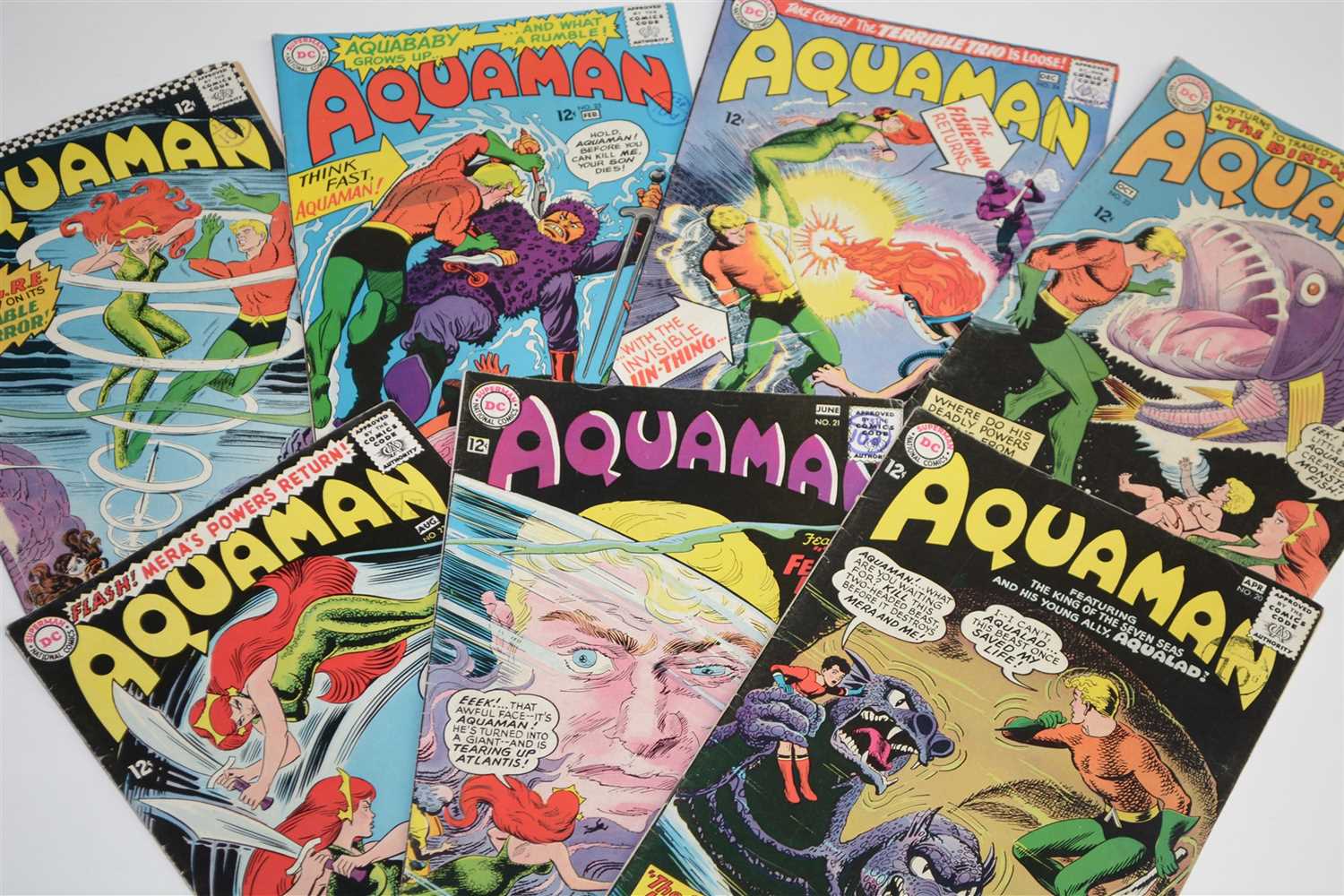 Lot 1492 - Aquaman Comics