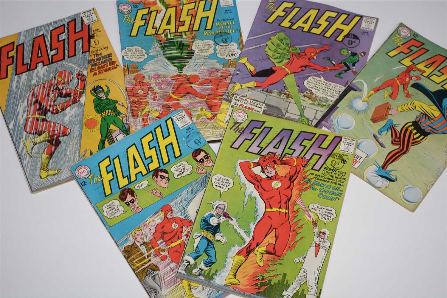 Lot 1501 - The Flash Comics