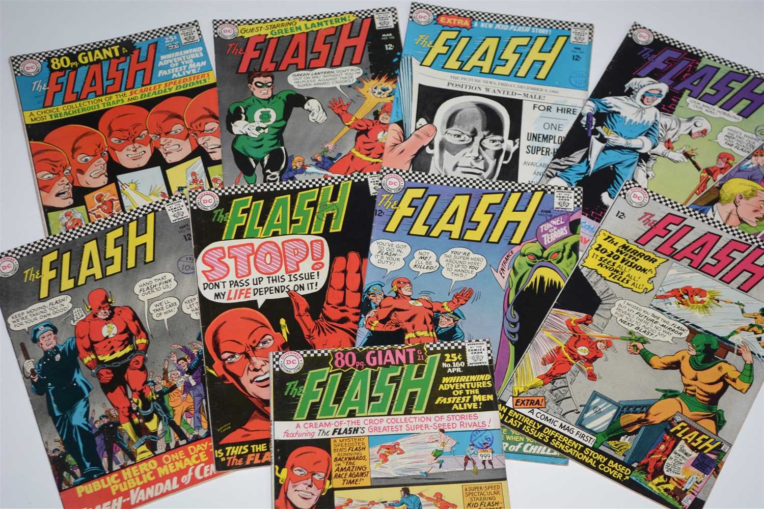 Lot 1506 - The Flash Comics