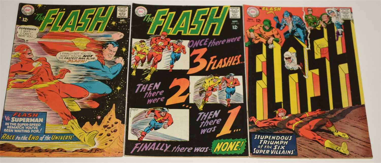 Lot 1508 - The Flash Comics