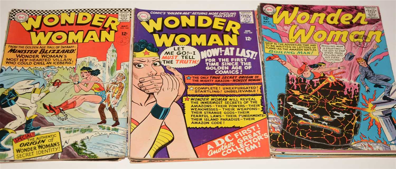 Lot 1610 - Wonder Woman Comics