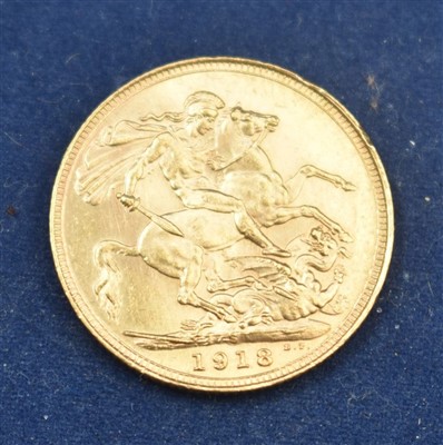 Lot 16 - George V gold sovereign