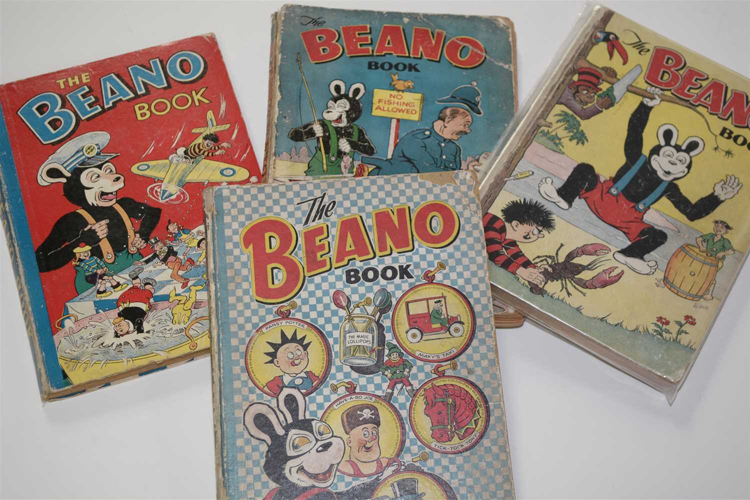 Lot 1663 - The Beano Annuals