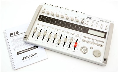 Lot 163 - Zoom R16 Recorder:Interface:Controller