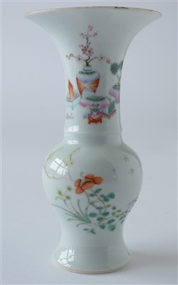 Lot 368 - Three Chinese small vases