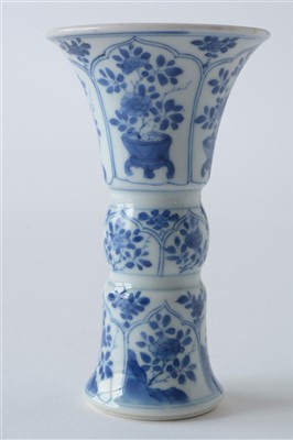 Lot 368 - Three Chinese small vases