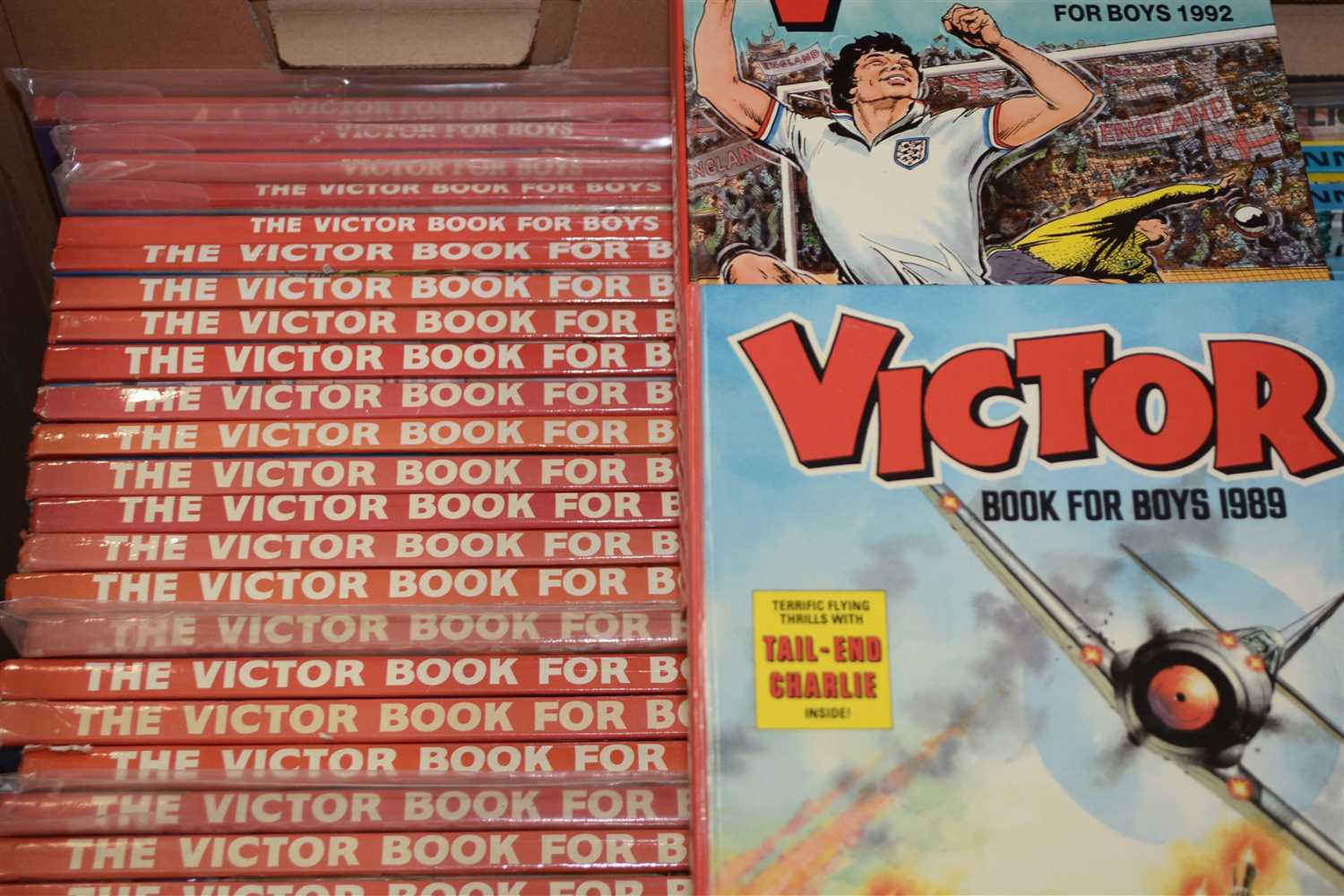 Lot 919 - The Victor Book for Boys