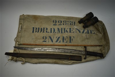 Lot 1646 - Military items