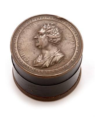 Lot 1016 - Charles James Fox Commemorative snuff box 1806