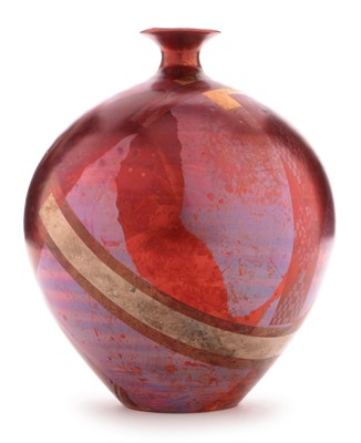 Lot 1509 - Tony Laverick vase