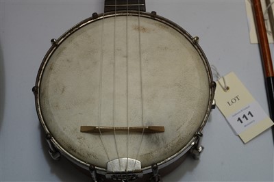 Lot 111 - Gibson Soprano Ukulele banjo