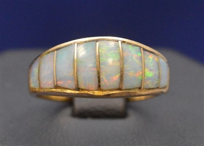 Lot 200 - Opal dress ring