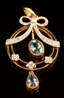 Lot 77 - Aquamarine and diamond pendant