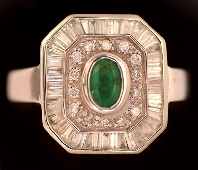 Lot 119 - Emerald and diamond ring