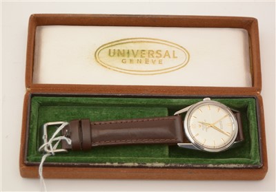 Lot 48 - A Universal Polerouter Jet gent's  wristwatch.