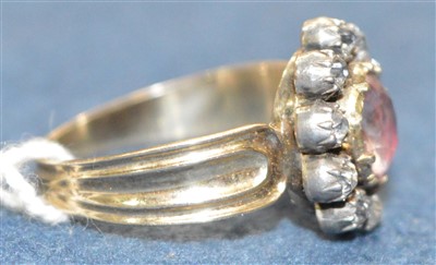 Lot 132 - Early 19th Century ring
