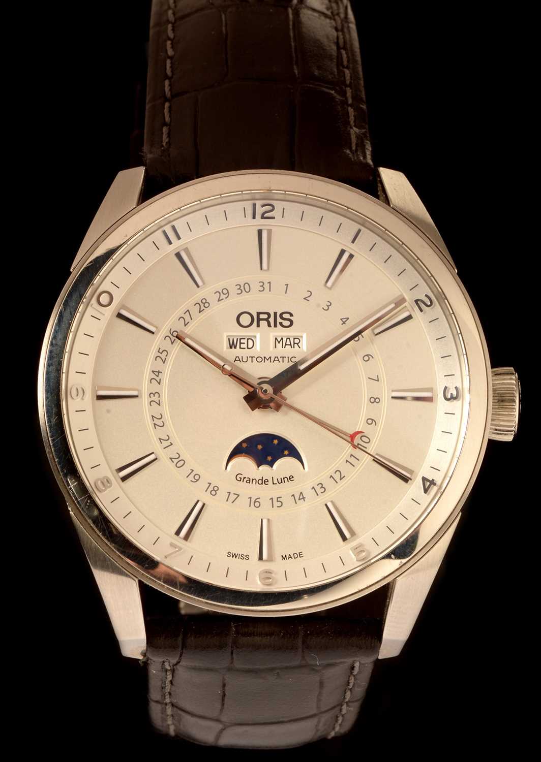 Lot 10 - An Oris Artix gent's stainless steel wristwatch.