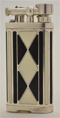 Lot 268 - Alfred Dunhill lighter