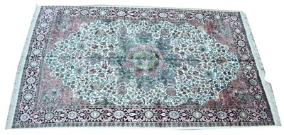 Lot 916 - Silk carpet