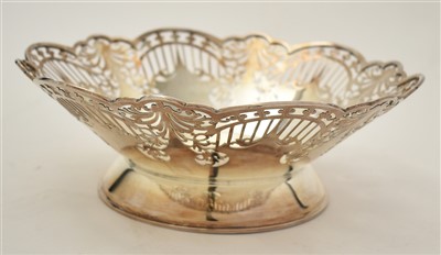 Lot 206 - Pierced silver bowl