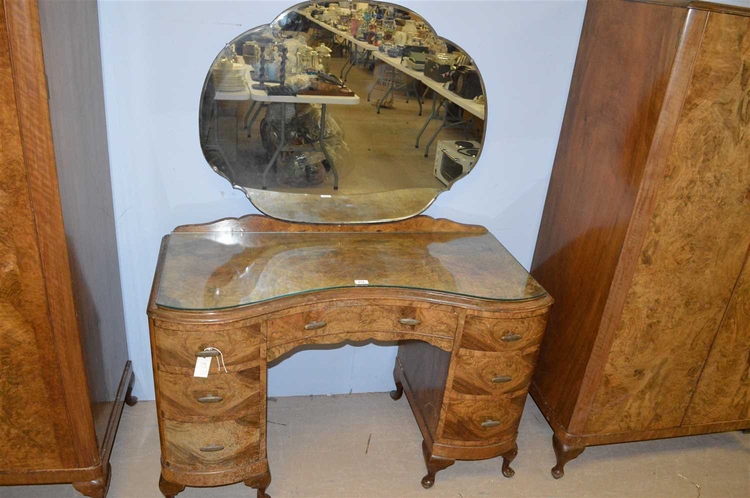 Lot 434 - Walnut bedroom suite