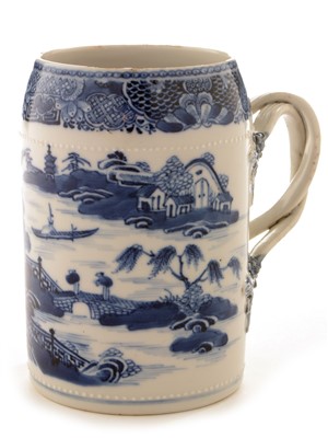 Lot 341 - Chinese blue and white mug