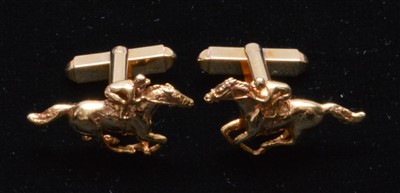 Lot 190 - 9ct gold cufflinks