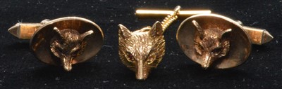 Lot 197 - Gold fox's mask cufflinks and lapel pin