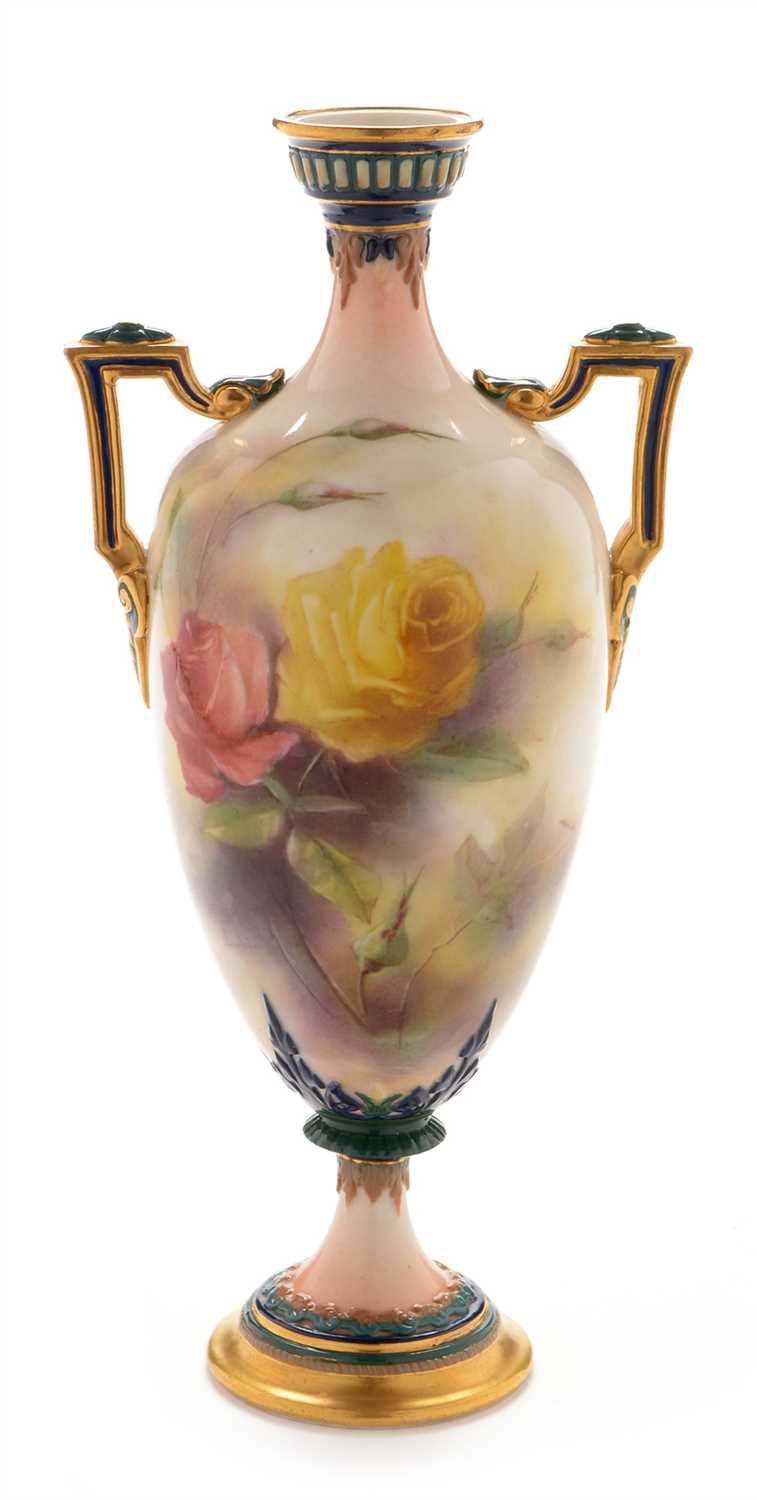 Lot 531 - Worcester Hadley Ware vase