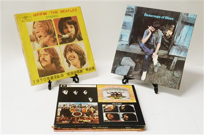 Lot 278 - Beatles and associated LPs