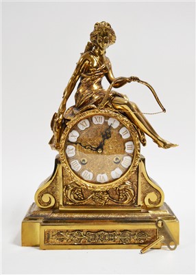 Lot 982 - Mantel clock